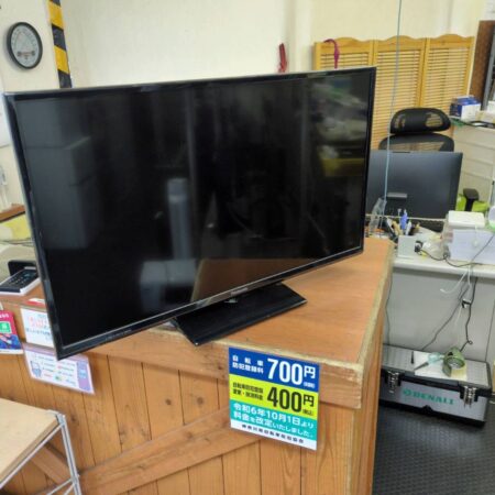 パナソニック　32インチ液晶テレビ　TH-32E300