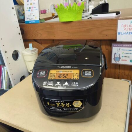 象印　炊飯器　NL-DT10