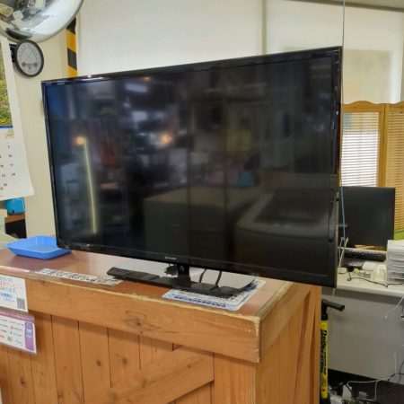 シャープ　32インチ液晶TV　LC-32H40　2017年製
