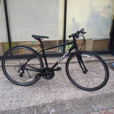 GIANT　クロスバイク　エスケープR3