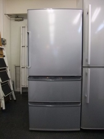 冷蔵庫 272L AQUA 2016年製 AQR-271E