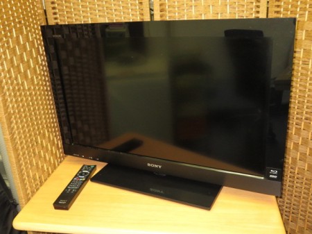 SONY BRAVIA 2011年製32v-