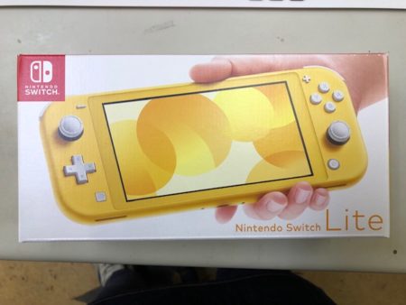 新品 Nintendo Switch Lite イエロー