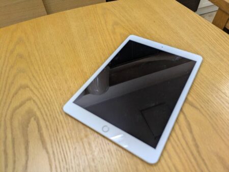 ipad 第８世代　APPLE