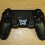 SONY PS4用ワイヤレスコントローラー CUH-ZCT1J 