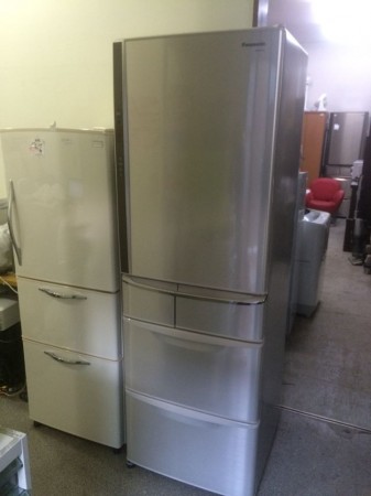 ５ドア冷蔵庫　パナソニック　２０１０年製　NR-E434T