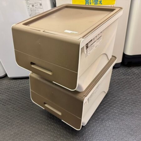 プラケース