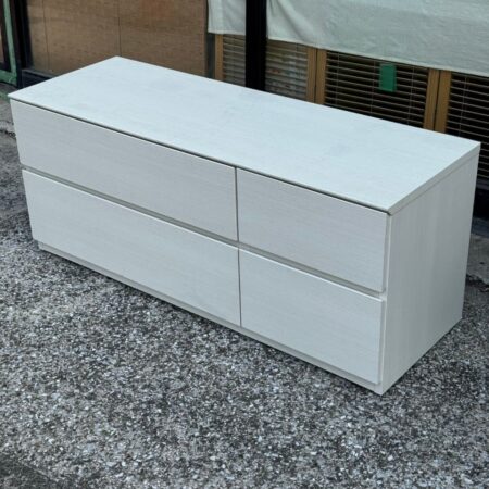 ニトリ　2段ローチェスト