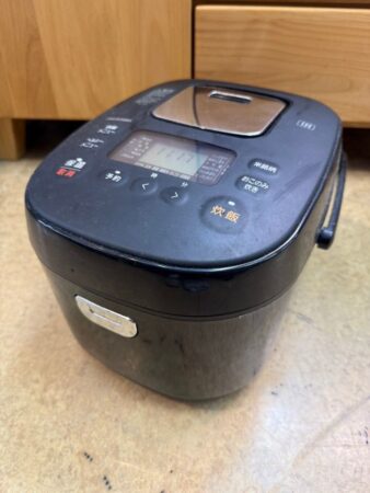炊飯器　象印アイリスオーヤマ　電子レンジ　CASIO　キーボード　CT-S200