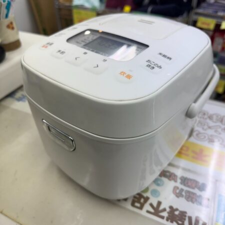 アイリスオーヤマ　炊飯器　RC-ME30