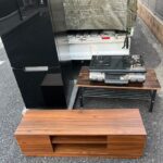 シャープ　冷蔵庫、リンナイ　ガステーブル