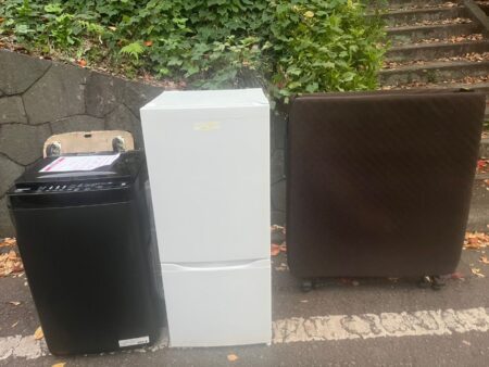 冷蔵庫、洗濯機、折りたたみベッドを大田区で出張買取いたしました