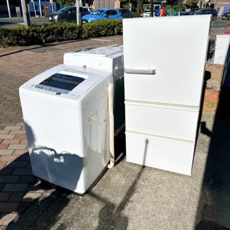 AQUA　冷蔵庫　AQR-SV24HBK　日立　洗濯機　NW-70E