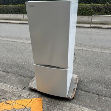 東芝　冷蔵庫　GR-U15BS