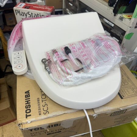 東芝　温水洗浄便座　SCS-TCK1000
