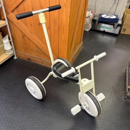 無印良品　三輪車