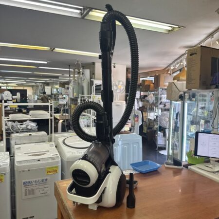 日立　サイクロンクリーナー　パワかるサイクロン　CV-SV90K　掃除機