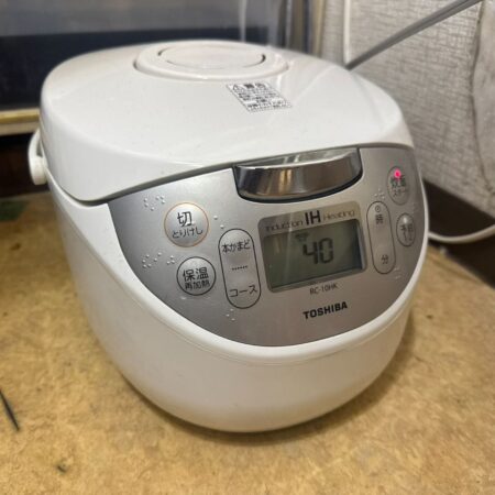 東芝　炊飯器　RC-10HK1