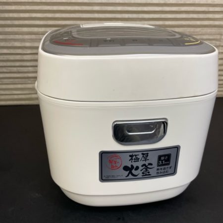 アイリスオーヤマ　炊飯器　ERC-MC30